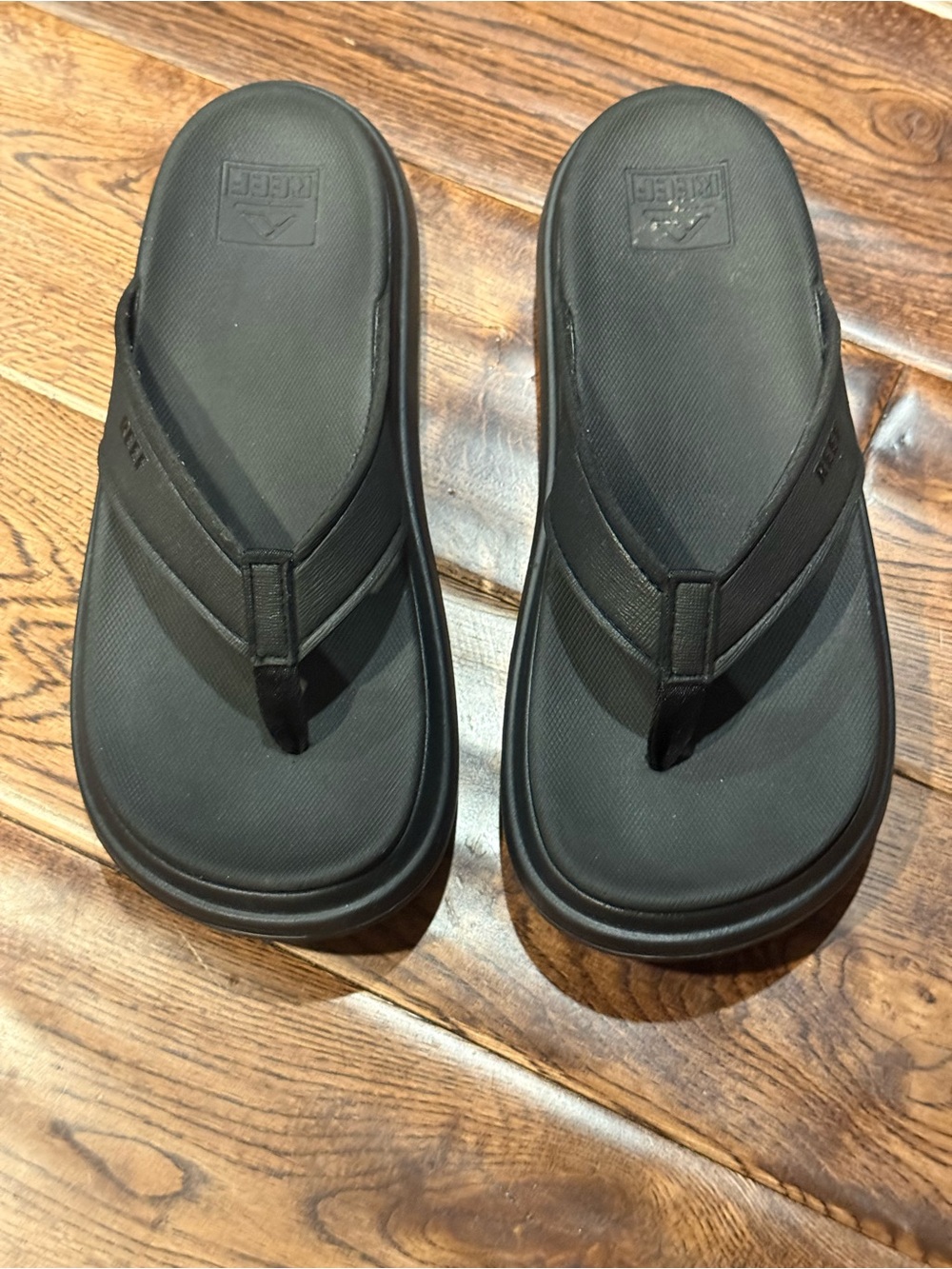 Reef Ladies Black Cushion Bondi Flip Flops - Comfortable Casual Sandals 7
